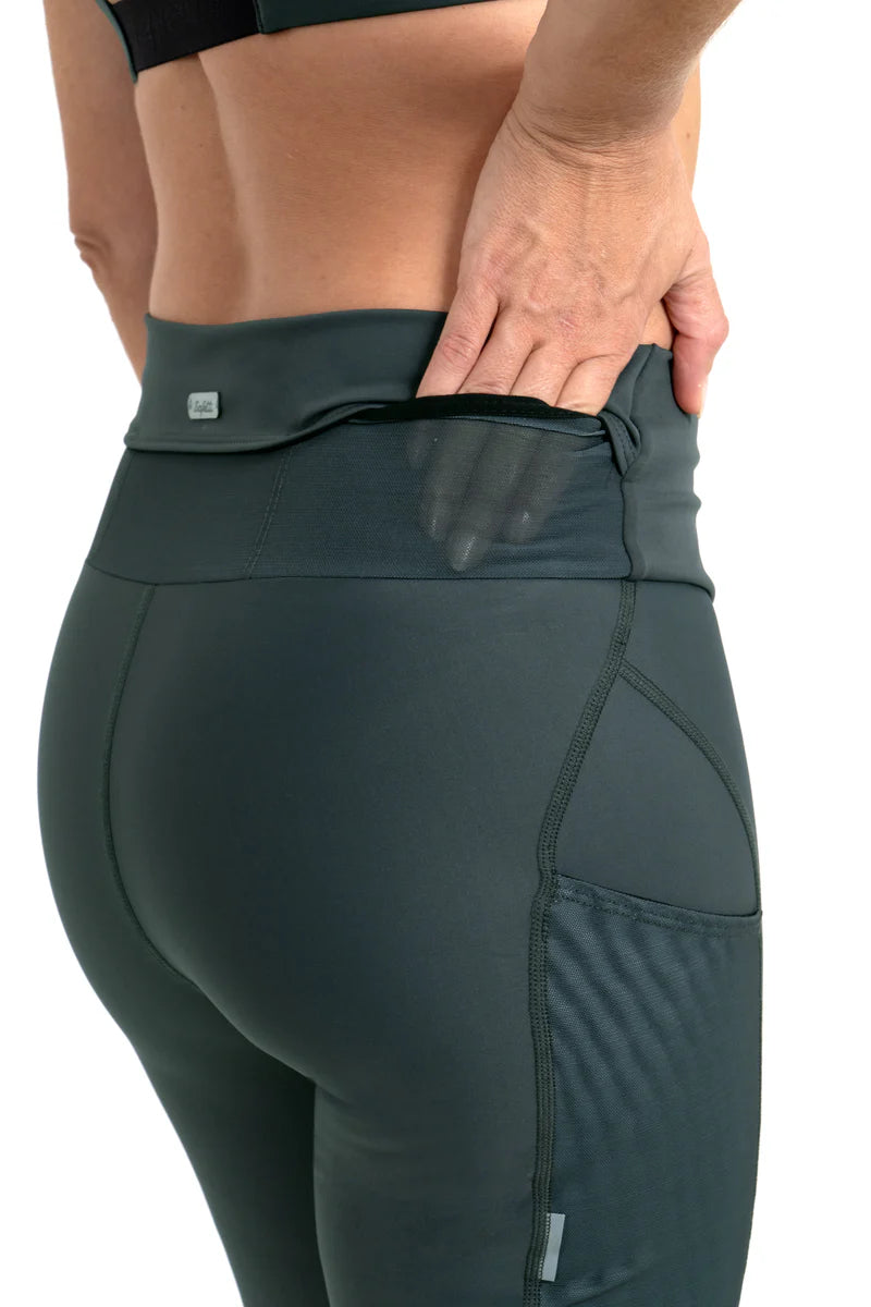 PANTALONETA SAFETTI MUJER RUNNING TITAN ALCARUZ GRIS